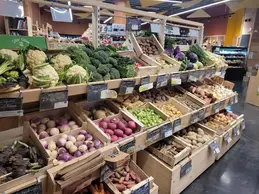48-biocoop-baratier-la-graine-de-lin-magasin-bio-alimentation-legume-saison-local.webp